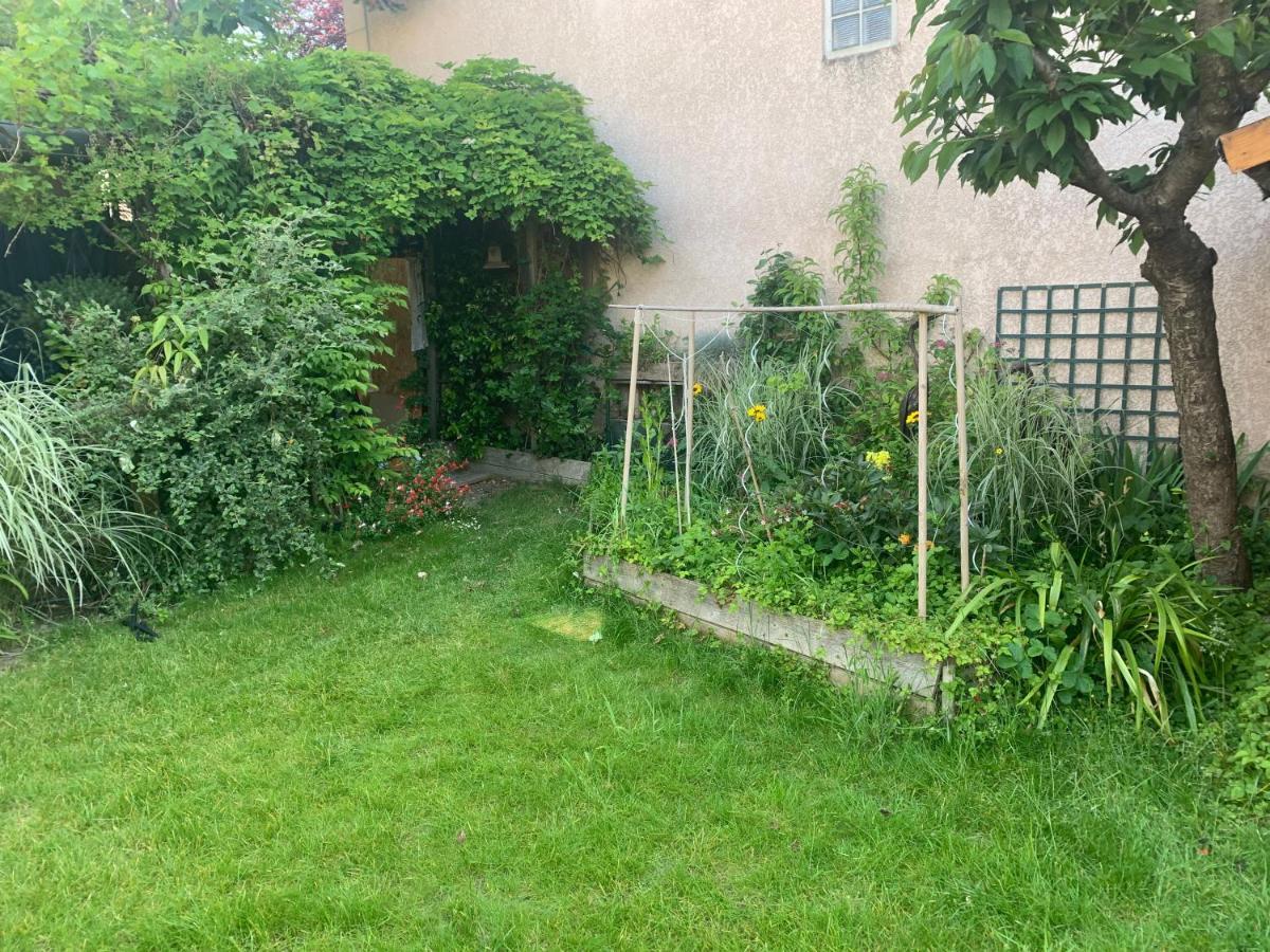 Chambre Cosy A Houilles Exterior photo